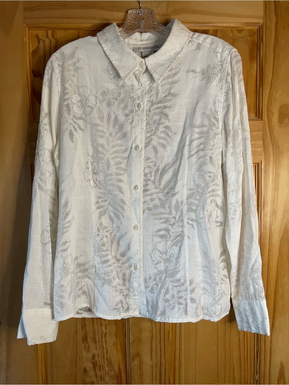 Vintage Sag Harbor Cream Embroidered Button-Down Shirt